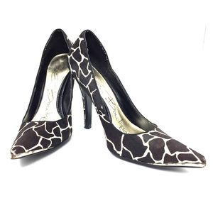 SE Boutique by Sam Edelman Giraffe Print Pumps